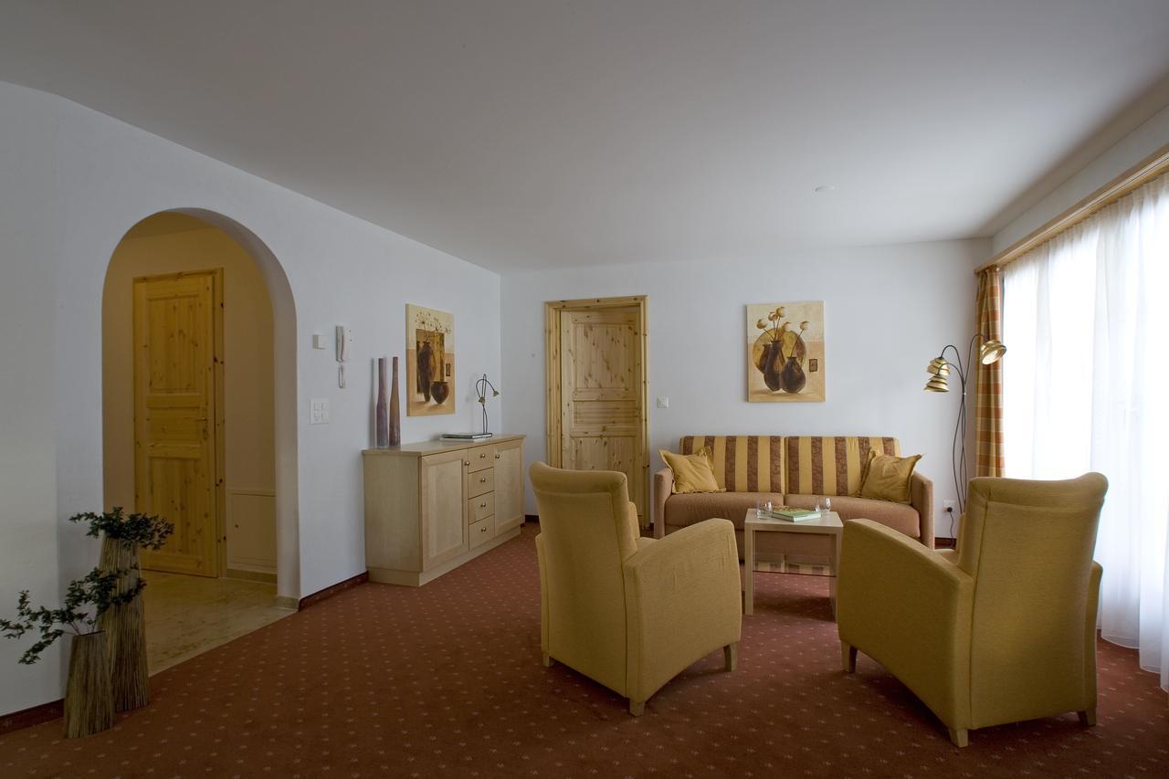 Hotel Allegra Zuoz Pokój zdjęcie